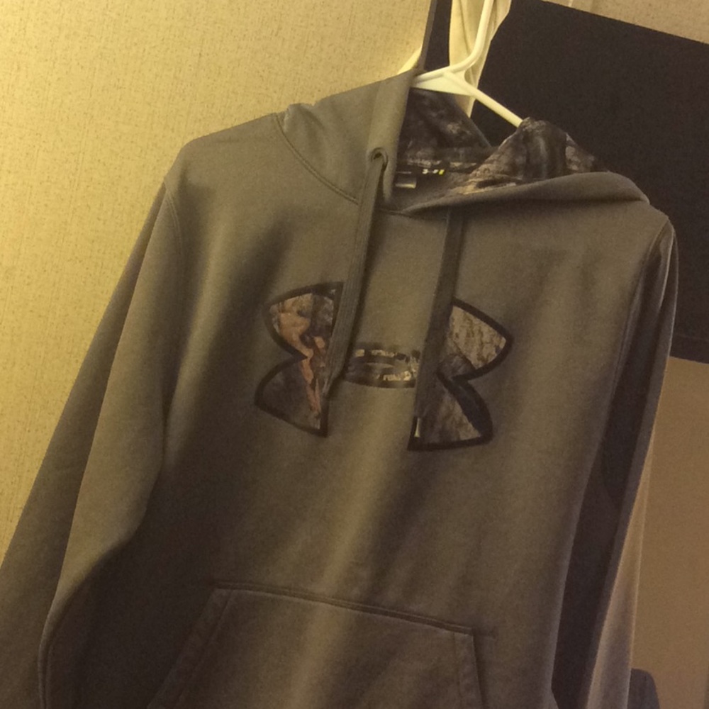 Under armor grey hoodie